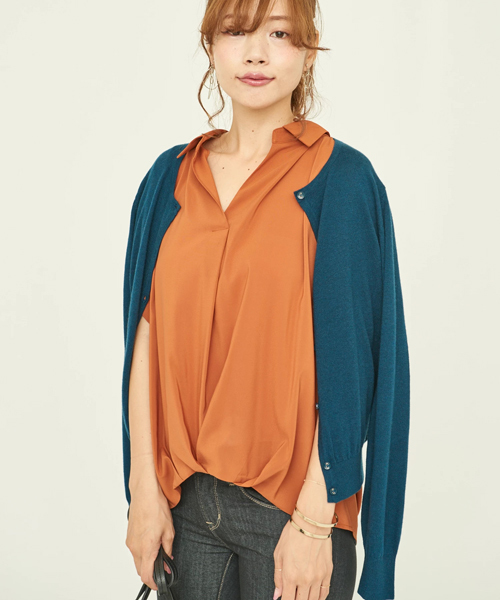 earth music&ecology（アースミュージックアンドエコロジー）の「ガンガンカーディガン クルーネック（カーディガン/ボレロ・レディース・ブラック/ブルーグリーン/ピンクベージュ/アイボリー/スモークピンク/グレイッシュベージュ/サックスブルー/マスタード/パープル/レッド/ブルー/ライトグレー・M/L/S）」の7枚目の写真