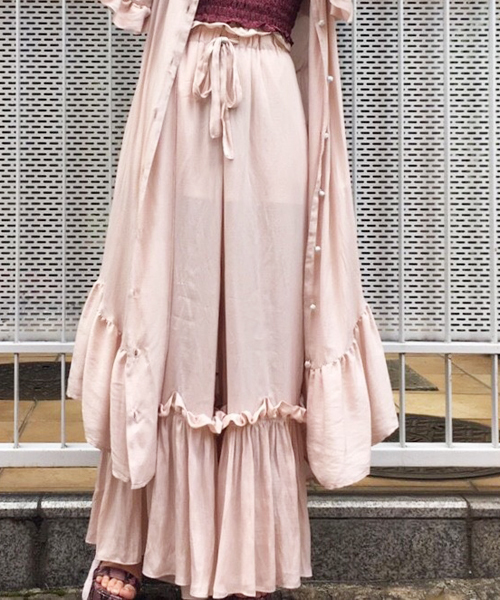 onespo（ワンスポ）の「サテンフリルパンツ（その他パンツ・レディース・ライトピンク/ダークブルー・M）」の2枚目の写真