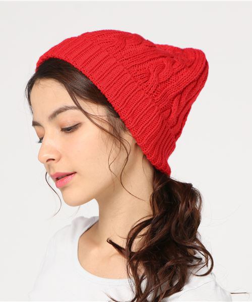 JABURO（ジャブロー）の「JABURO ケーブルニットキャップ ACRYL CABLE WATCH（ニットキャップ/ビーニー・レディース・ブラック/ダークグリーン/ネイビー/グレー/レッド/オフホワイト/オリーブ/グリーン/マスタード/ブルー系その他/ピンク系その他/ロイヤルブルー/ワイン/チャコール・FREE）」の13枚目の写真