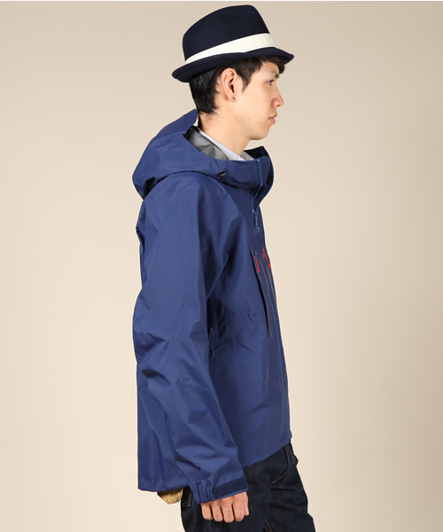 BEAMS（ビームス）の「□ARC'TERYX / ALPHA SV（マウンテンパーカー・メンズ・ブラック/ブルー系その他・X-SMALL/SMALL/MEDIUM/LARGE）」の3枚目の写真