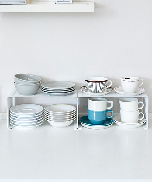 tower（タワー）の「tower (タワー)　キッチンスチールコの字ラック（キッチン収納・レディース・ホワイト/ブラック・ONE SIZE）」の7枚目の写真