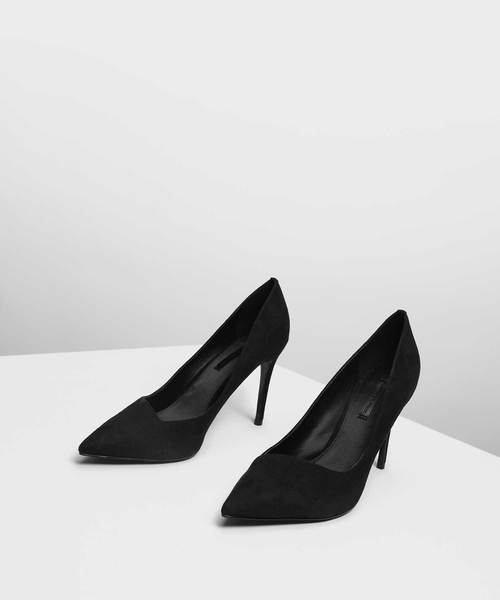 CHARLES & KEITH(チャールズ & キース)の「アシンメトリートップラインスティレット / ASYMMETRICAL TOPLINE STILETTOS(パンプス・レディース・ブラック/レッド/アイボリー・22cm/22.5cm/23cm/23.5cm/24.5cm/25cm/25.5cm/26.5cm)」の5枚目の写真