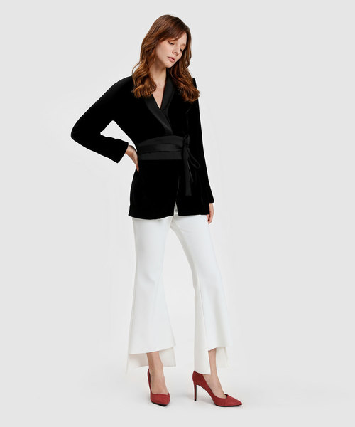 CHARLES & KEITH(チャールズ & キース)の「アシンメトリートップラインスティレット / ASYMMETRICAL TOPLINE STILETTOS(パンプス・レディース・ブラック/レッド/アイボリー・22cm/22.5cm/23cm/23.5cm/24.5cm/25cm/25.5cm/26.5cm)」の20枚目の写真
