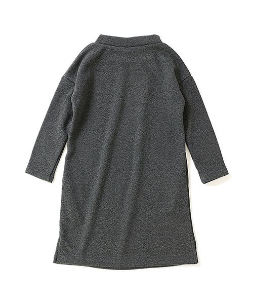 devirock（デビロック）の「まるで着る毛布 裏シャギーハイネックワンピース 裏起毛（ワンピース・キッズ・ヘザーチャコール/ブラック/ネイビー/キャメル/ワイン・160cm/120cm/140cm/150cm/130cm/110cm/100cm）」の11枚目の写真