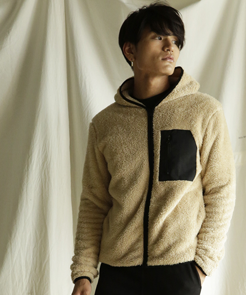 VENCEEXCHANGE（ヴァンスエクスチェンジ）の「ボアカットパーカー（パーカー・メンズ・ベージュ/ネイビー・M/L）」の2枚目の写真