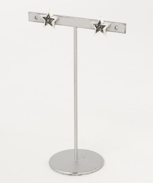 TONE SELECT GOODS（トーンセレクトグッズ）の「【925 SILVER ACC】スター&レザーピアスSV925(OG)（ピアス（両耳用）・レディース・グリーン/ホワイト・FREE）」の4枚目の写真