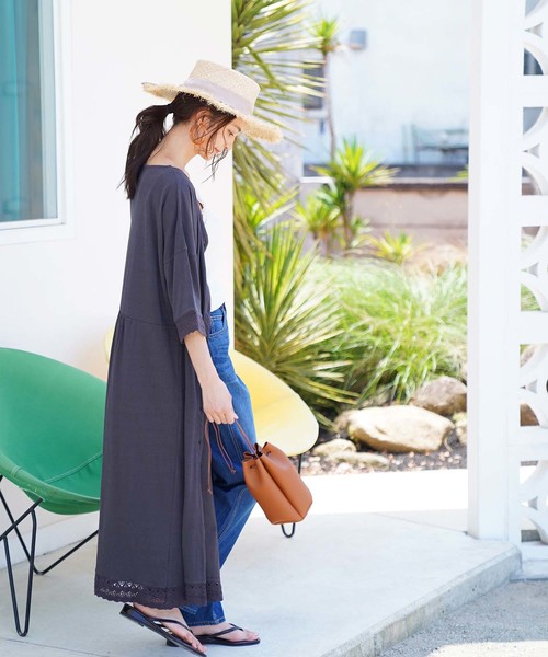 CRAFT STANDARD BOUTIQUE（クラフトスタンダードブティック）の「レース付きカットカーディガン●（カーディガン/ボレロ・レディース・チャコールグレー/ベージュ・FREE）」の3枚目の写真