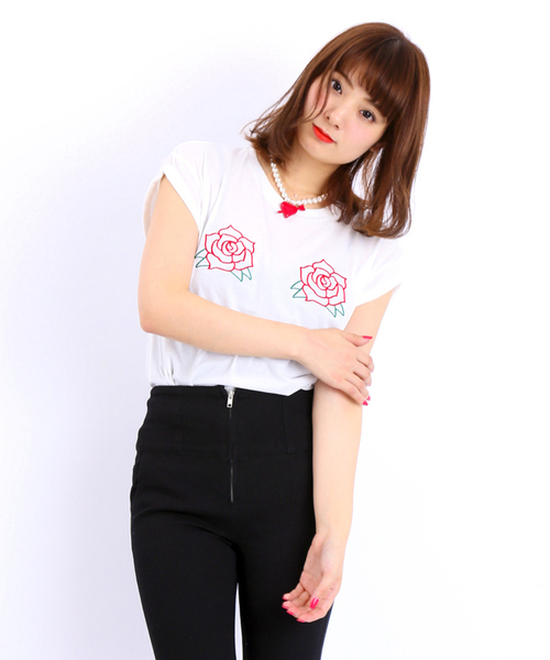 WEGO（ウィゴー）の「WEGO/モチーフTシャツ（Tシャツ/カットソー・レディース・ホワイト/ホワイト系その他/ライトパープル/ライトイエロー・FREE）」の3枚目の写真