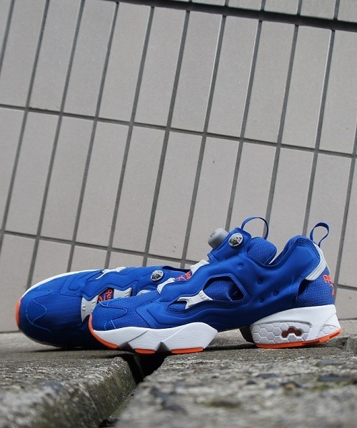 Reebok(リーボック)の「Reebok INSTA PUMPFURY M42231(スニーカー・レディース・ブルー・26cm/23cm/24.5cm/28cm/27cm/24cm/29cm/26.5cm/27.5cm/28.5cm/23.5cm)」の4枚目の写真