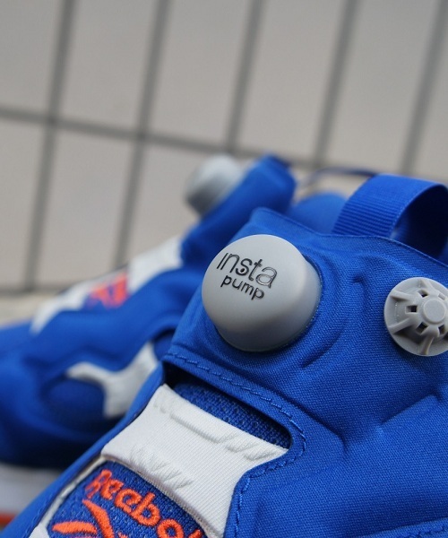 Reebok(リーボック)の「Reebok INSTA PUMPFURY M42231(スニーカー・レディース・ブルー・26cm/23cm/24.5cm/28cm/27cm/24cm/29cm/26.5cm/27.5cm/28.5cm/23.5cm)」の5枚目の写真