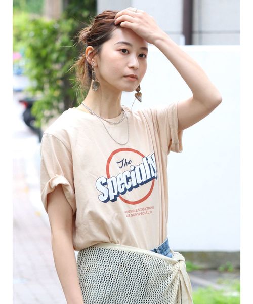 Ungrid(アングリッド)の「SpecialtyロゴプリントTee(Tシャツ/カットソー・レディース・ベージュ/レッド/チャコールグレー・FREE)」の3枚目の写真