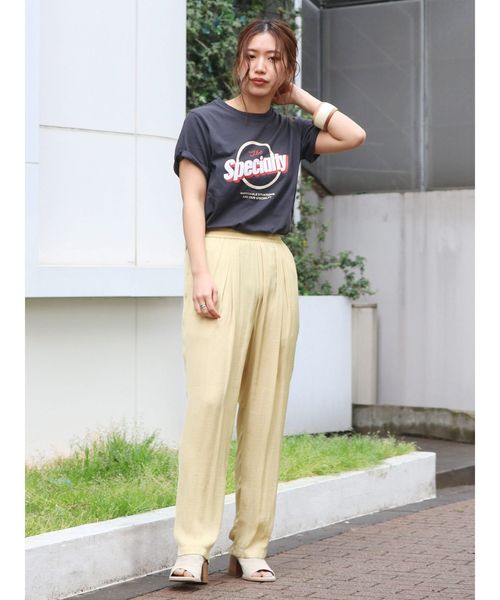 Ungrid(アングリッド)の「SpecialtyロゴプリントTee(Tシャツ/カットソー・レディース・ベージュ/レッド/チャコールグレー・FREE)」の6枚目の写真