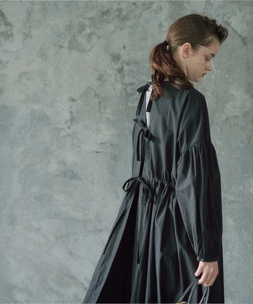 PUAL CE CIN（ピュアルセシン）の「【Du noir】後ろリボンワンピース（ワンピース・レディース・ブラック/ベージュ・FREE）」の21枚目の写真