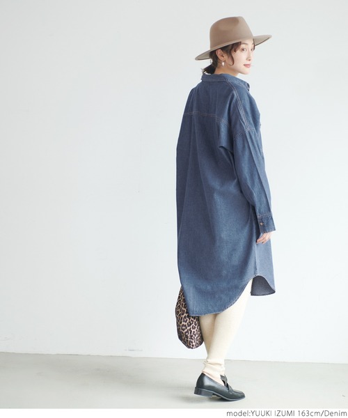 coca（coca）（コカ）の「ロングデニムシャツ（シャツ/ブラウス・レディース・ブルー・ONE SIZE）」の4枚目の写真