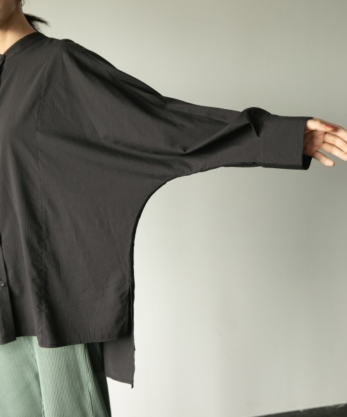 LOWRYS FARM（ローリーズファーム）の「バンドカラードルマンシャツ　893660（シャツ/ブラウス・レディース・ホワイト/ブラック/ブルー/イエロー・FREE）」の20枚目の写真