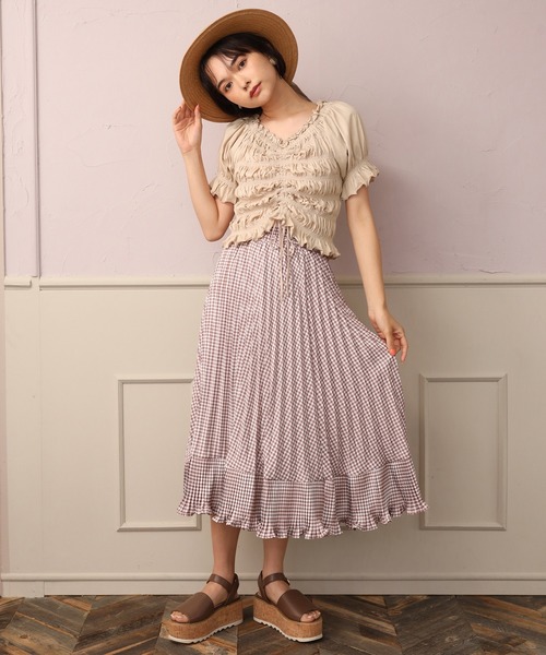 one after another NICE CLAUP（ワンアフターアナザーナイスクラップ）の「プリーツ切り替えフレアスカート（スカート・レディース・ブラック/モカ/ベージュ/ベージュ系その他/ダークオレンジ・FREE）」の6枚目の写真