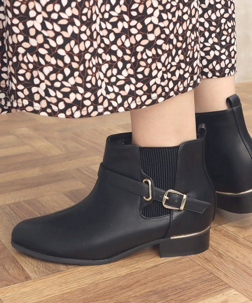 セール Realta レアルタ サイドゴアベルト付きゴールドラインフラットショートブーツ ブーツ Realta レアルタ のファッション通販 Zozotown