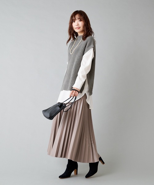 prose verse（プロズヴェール）の「エコレザープリーツロングスカート（スカート・レディース・アイボリー/グレイッシュベージュ/ダークブラウン/ブラック・ﾌﾘ-）」の19枚目の写真