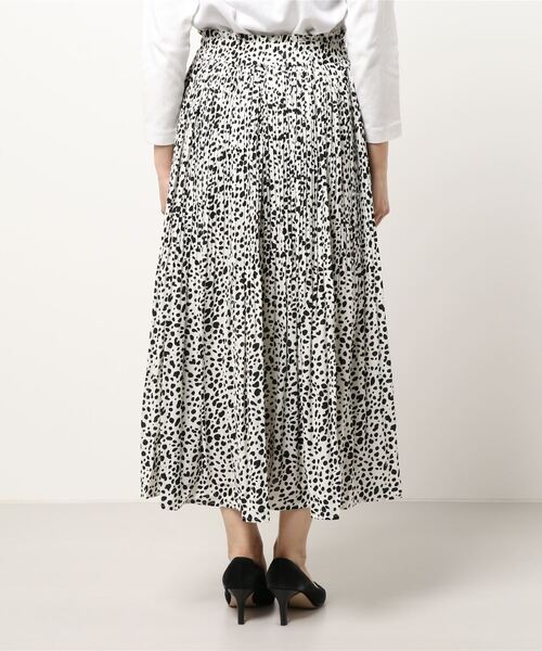 CHARM BERRY TIC（チャームベリーチック）の「ダルメシアン　ウエストフリル　ケシプリーツスカート（スカート・レディース・ブラック/オフホワイト・M）」の6枚目の写真