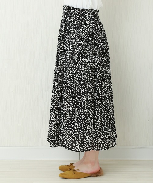 CHARM BERRY TIC（チャームベリーチック）の「ダルメシアン　ウエストフリル　ケシプリーツスカート（スカート・レディース・ブラック/オフホワイト・M）」の7枚目の写真