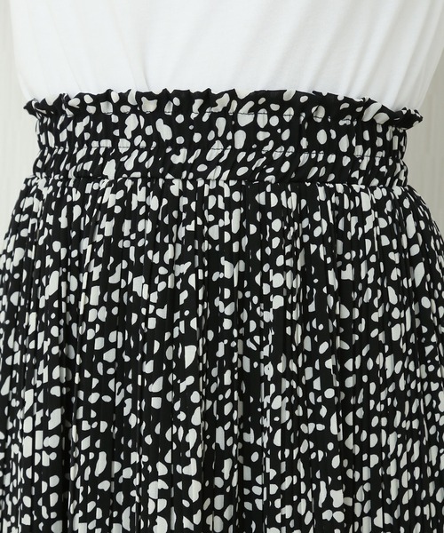 CHARM BERRY TIC（チャームベリーチック）の「ダルメシアン　ウエストフリル　ケシプリーツスカート（スカート・レディース・ブラック/オフホワイト・M）」の10枚目の写真