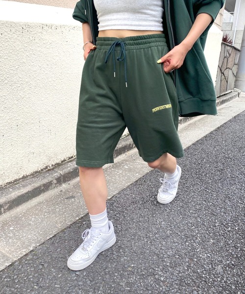 WHO'S WHO gallery(フーズフーギャラリー)の「【KOOKY'N/クーキー】刺繍スウェットショーツ(スウェットパンツ・メンズ・ライトグレー/ブラック/グリーン/ブルー/ネイビー・FREE)」の4枚目の写真