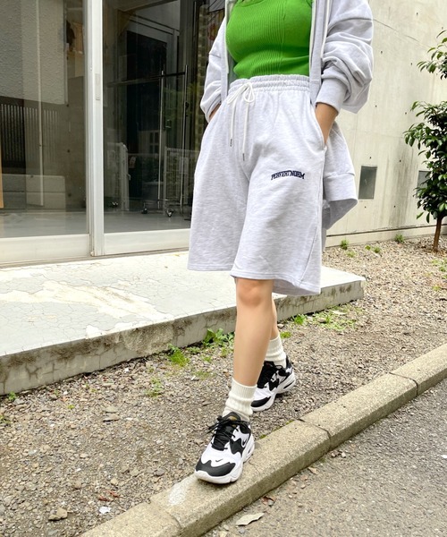 WHO'S WHO gallery(フーズフーギャラリー)の「【KOOKY'N/クーキー】刺繍スウェットショーツ(スウェットパンツ・メンズ・ライトグレー/ブラック/グリーン/ブルー/ネイビー・FREE)」の3枚目の写真