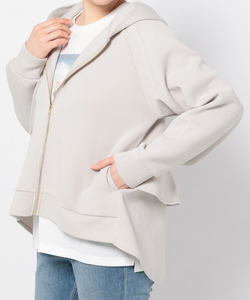 GLOBAL WORK（グローバルワーク）の「ハンサム美人フリルZIPパーカー【EASY DRY】/933940（パーカー・レディース・ホワイト/アイボリー/ブラック・MEDIUM/LARGE）」の13枚目の写真