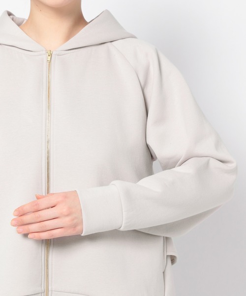 GLOBAL WORK（グローバルワーク）の「ハンサム美人フリルZIPパーカー【EASY DRY】/933940（パーカー・レディース・ホワイト/アイボリー/ブラック・MEDIUM/LARGE）」の18枚目の写真