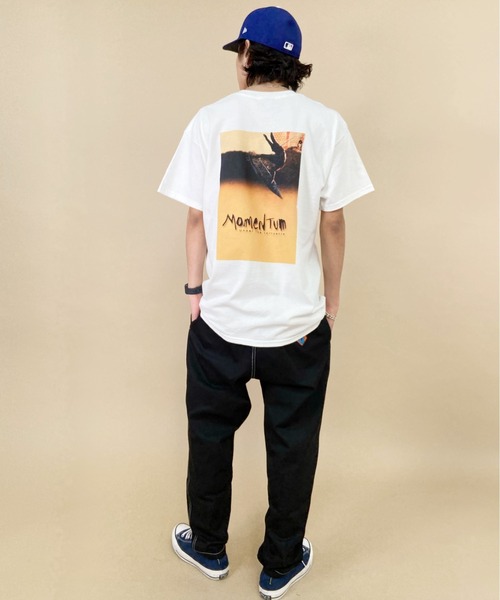 ムラサキスポーツ(ムラサキスポーツ)の「【ムラサキスポーツ限定】テイラースティールサーフムービー ’’MOMENTUM’’ 半袖Tシャツ 0100982100053(Tシャツ/カットソー・メンズ・ホワイト/ブラック・XL/M/L)」の12枚目の写真