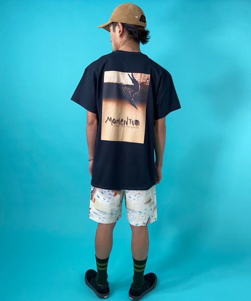 ムラサキスポーツ(ムラサキスポーツ)の「【ムラサキスポーツ限定】テイラースティールサーフムービー ’’MOMENTUM’’ 半袖Tシャツ 0100982100053(Tシャツ/カットソー・メンズ・ホワイト/ブラック・XL/M/L)」の20枚目の写真