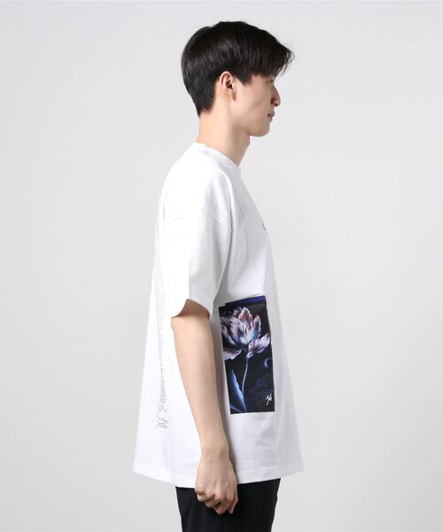 A4A（エーフォーエー）の「A4A エーフォーエー/FLOWER フラワーショートスリーブTシャツ（Tシャツ/カットソー・メンズ・ホワイト/ブラック・FREE）」の5枚目の写真