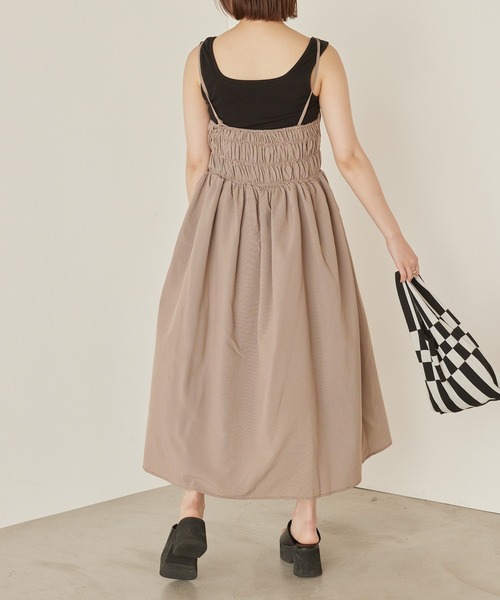 mikke（ミッケ）の「レトロチェック２WAYシャーリングキャミワンピース（ワンピース・レディース・ブラック/ブラウン/グリーン・FREE）」の14枚目の写真