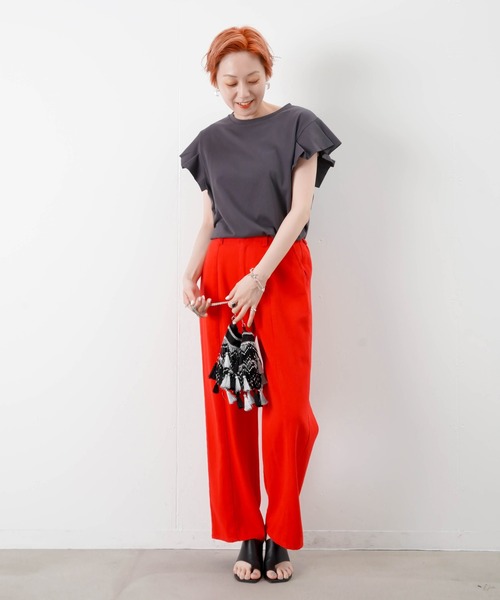 malla（マーラ）の「malla マーラ タックスリーブT（Tシャツ/カットソー・レディース・チャコールグレー/カーキ/ライトベージュ・FREE）」の4枚目の写真