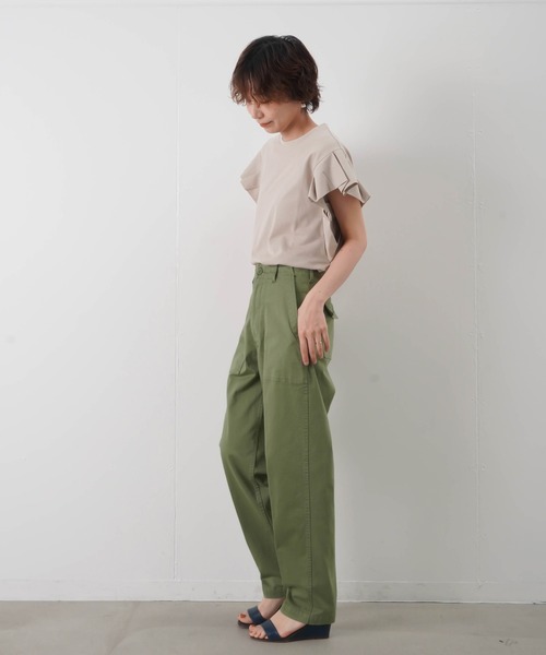 malla（マーラ）の「malla マーラ タックスリーブT（Tシャツ/カットソー・レディース・チャコールグレー/カーキ/ライトベージュ・FREE）」の12枚目の写真