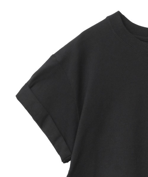 CLANE クラネ　BACK FLOWING FRILL SHIRT CLANE（クラネ）の「BACK FRILL T-SHIRT（Tシャツ/カットソー
