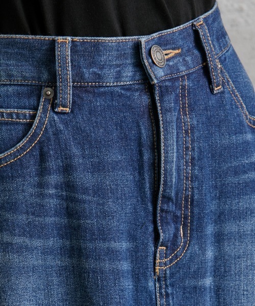 GEVS.（ジェイヴィス）の「バックフレアロングデニムスカート ＜大きいサイズ有＞GEVS.（デニムスカート・レディース・ブラック系/ブルー系・6L/5L/LL/3L/4L/L/M）」の3枚目の写真