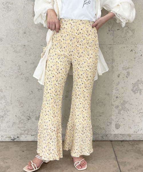 apres jour（アプレジュール）の「花柄イージーパンツ【ZOZOTOWN限定アイテム】（その他パンツ・レディース・ブルー系その他/ピンク系その他/イエロー系その他・SMALL/MEDIUM/X-LARGE）」の6枚目の写真