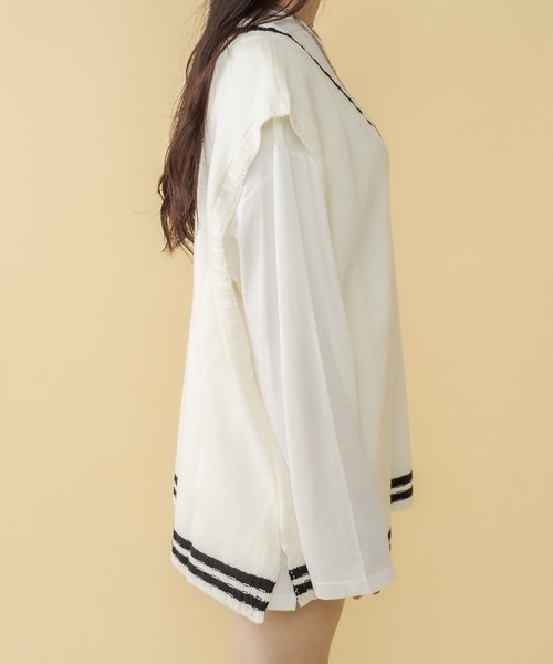 RASVOA(ラスボア)の「アシメラインニットベスト(ベスト・レディース・オフホワイト/ブラック・FREE)」の17枚目の写真