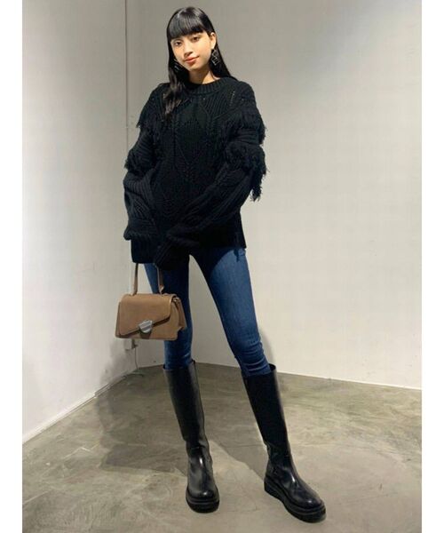 EMODA（エモダ）の「オーバーフリンジニット（ニット/セーター・レディース・ブラック/アイボリー/グリーン・FREE）」の14枚目の写真