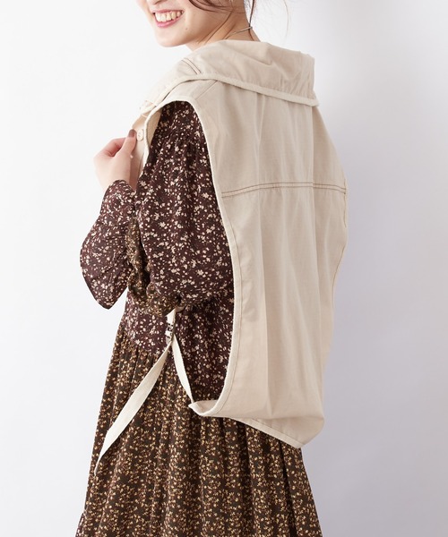 CIAOPANIC TYPY（チャオパニックティピー）の「ミリタリーショートベスト（ベスト・レディース・ベージュ/カーキ・ONE SIZE）」の5枚目の写真