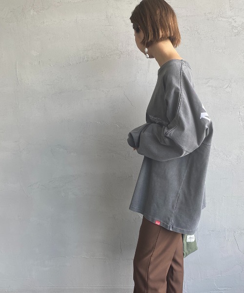 Manhattan Portage（マンハッタンポーテージ）の「[MANHATTAN PORTAGE/マンハッタンポーテージ] ヘヴィーウェイト バックプリントロンT（Tシャツ/カットソー・レディース・アイボリー/チャコール・M/L）」の17枚目の写真