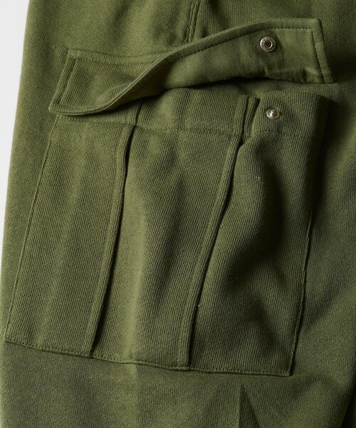 FREAK'S STORE(フリークスストア)の「WEB限定 バルーンシルエット スウェットカーゴパンツ/裏起毛/セットアップ対応(カーゴパンツ・メンズ・ブラック/オリーブ/杢グレー・SMALL/MEDIUM/LARGE)」の8枚目の写真