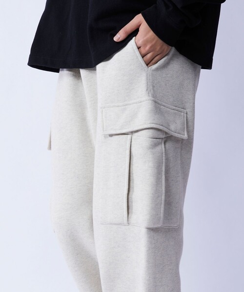 FREAK'S STORE(フリークスストア)の「WEB限定 バルーンシルエット スウェットカーゴパンツ/裏起毛/セットアップ対応(カーゴパンツ・メンズ・ブラック/オリーブ/杢グレー・SMALL/MEDIUM/LARGE)」の17枚目の写真