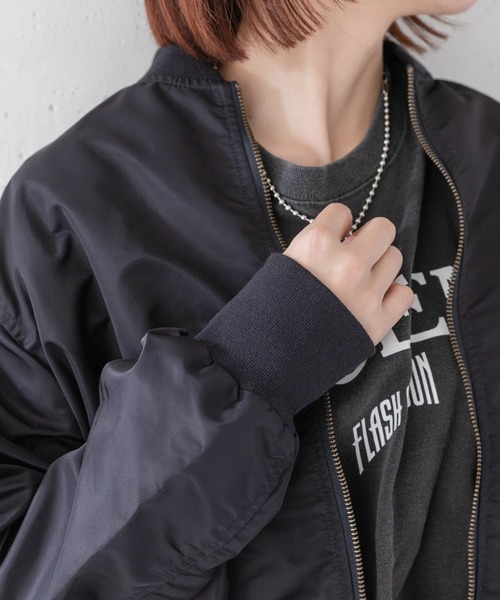 URBAN RESEARCH Sonny Label（アーバンリサーチサニーレーベル）の「(撥水加工)オーバーサイズMA-1ブルゾン（MA-1・レディース・ネイビー/ブラック/カーキ・FREE）」の9枚目の写真