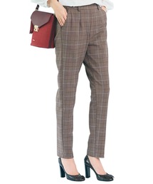 ＩＥＤＩＴ　大人の毎日にピッタリな歩きたくなるパンツ　テーパードシルエット