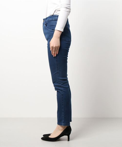 GGD（ジージーディー）の「ストレッチクリーンデニムテーパードパンツ（その他パンツ・レディース・ブルー・M）」の3枚目の写真