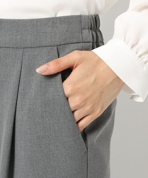 THE SHOP TK (ザ ショップ ティーケー )の「◆【美forパンツ】テーパードパンツ(スーツパンツ・レディース・チャコールグレー/オリーブ/ブルー/ブラック系・11/10/13/14/12)」の11枚目の写真