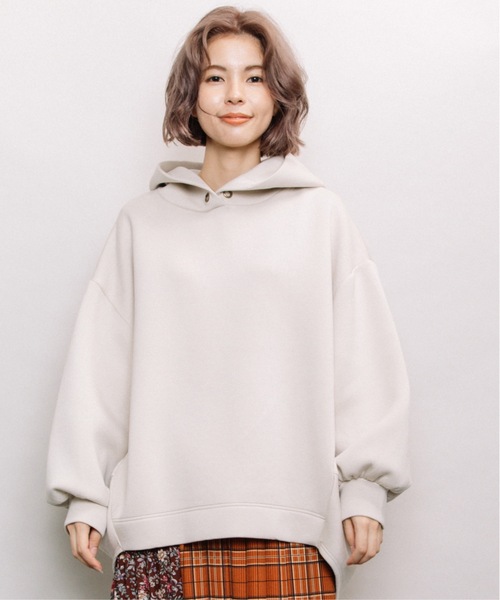 refinedworks（リファインドワークス）の「ダンボールバルーンパーカー（パーカー・レディース・チャコールグレー/グレー系その他/キャメル・FREE）」の7枚目の写真