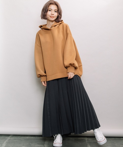 refinedworks（リファインドワークス）の「ダンボールバルーンパーカー（パーカー・レディース・チャコールグレー/グレー系その他/キャメル・FREE）」の11枚目の写真